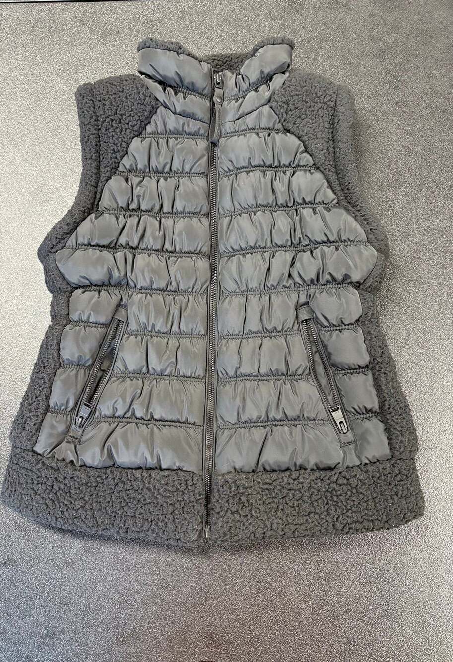 Women's Puffer Vest with Sherpa Trim DKNY